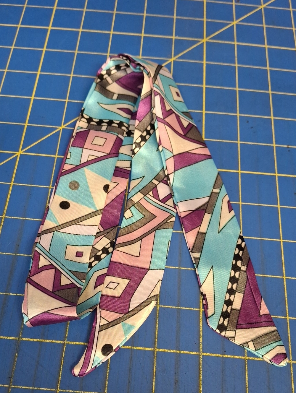 Purse Neck Hair Twilly 34" Scarf